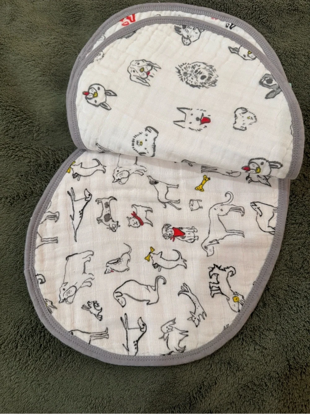 🐶 aden + anais 2 pack muslin burpy bibs, NEW